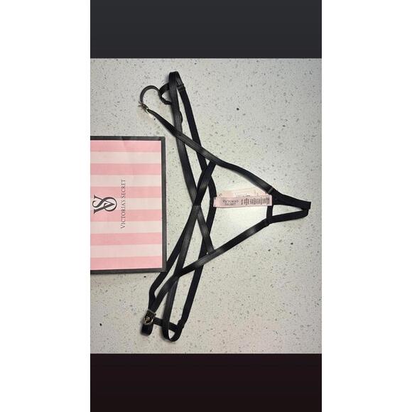 Victoria’s Secret Very Sexy Faux Leather High Leg Black Thong Panty Sz S NWT - Picture 1 of 2